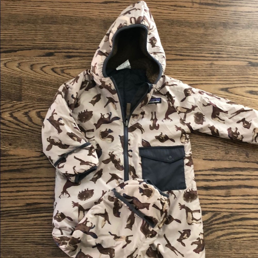 Patagonia Toddler Snowsuit. 12-18mo.